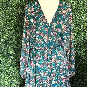 Purchased at a boutique in carlsbad size XLv neck maxi dress